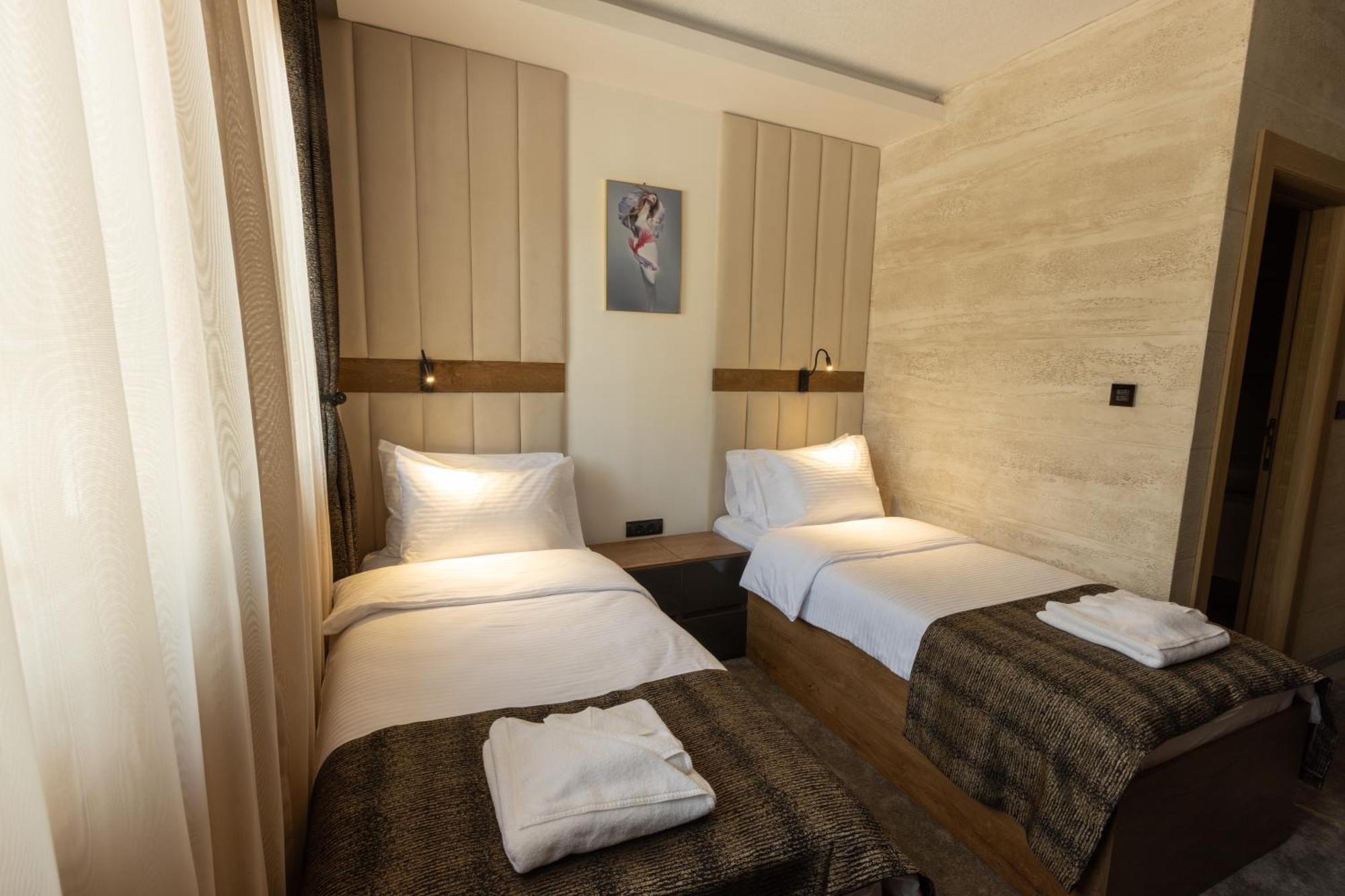 Hotel M Star Novi Pazar Bagian luar foto