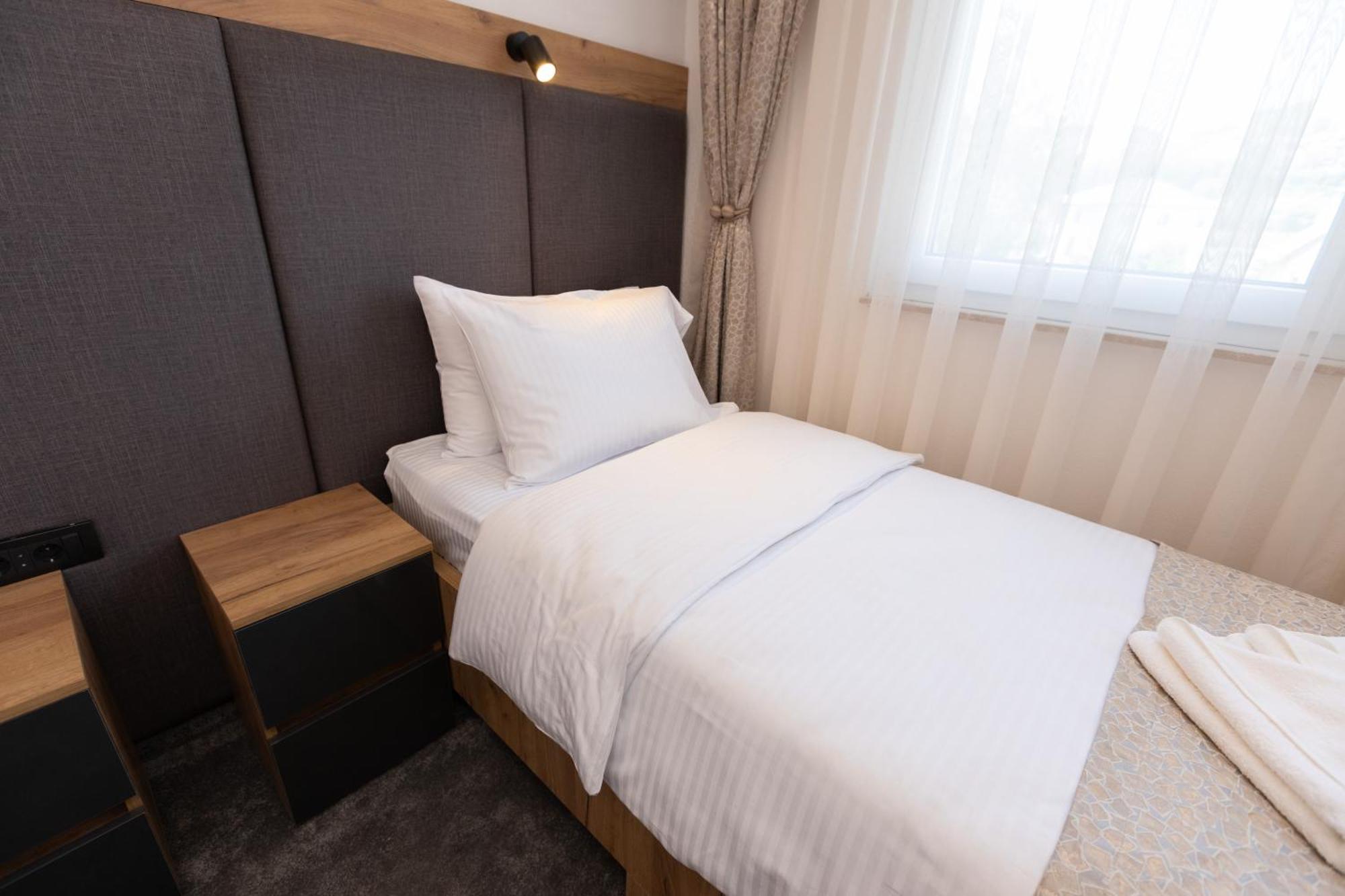 Hotel M Star Novi Pazar Bagian luar foto