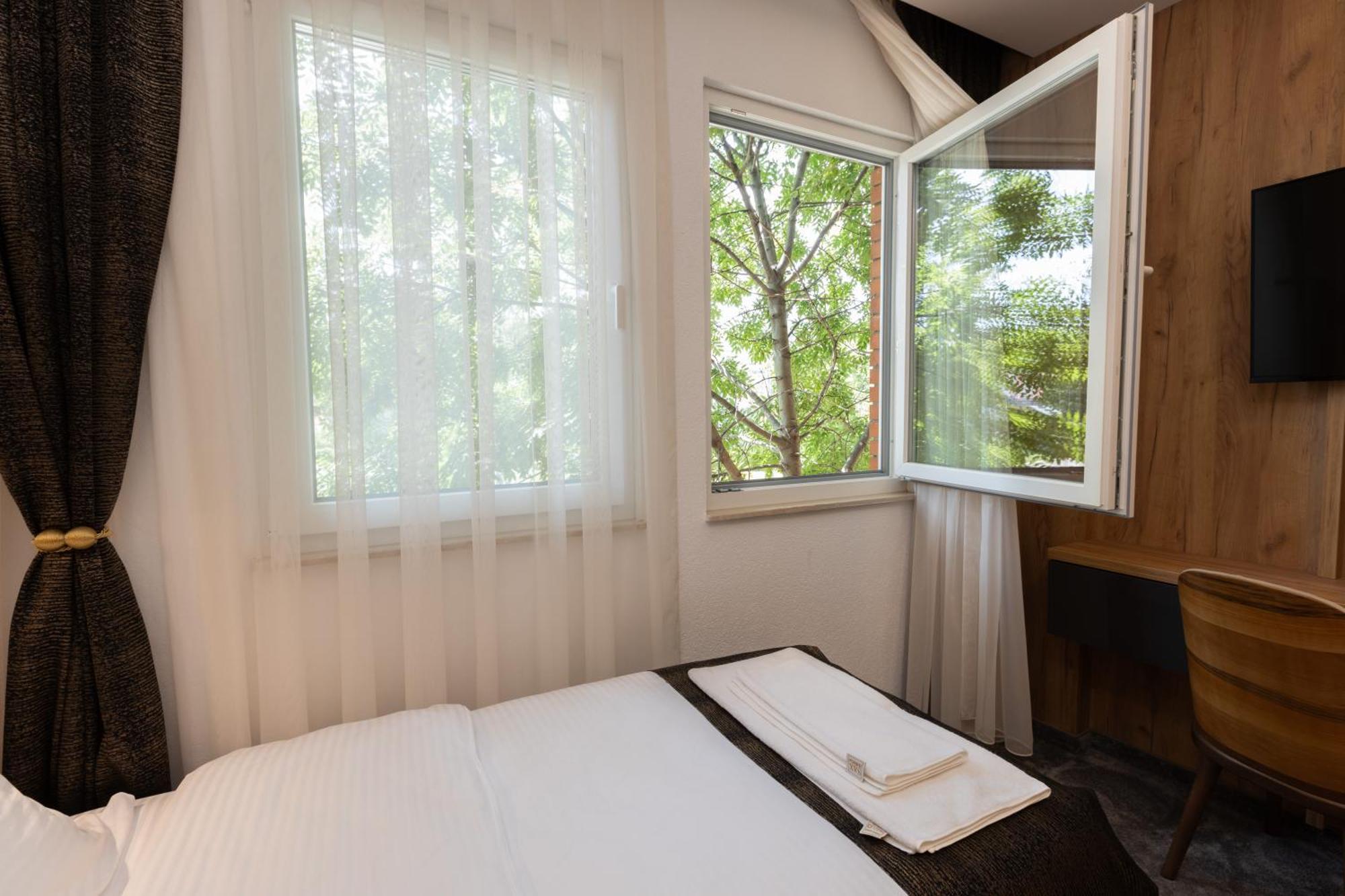 Hotel M Star Novi Pazar Bagian luar foto