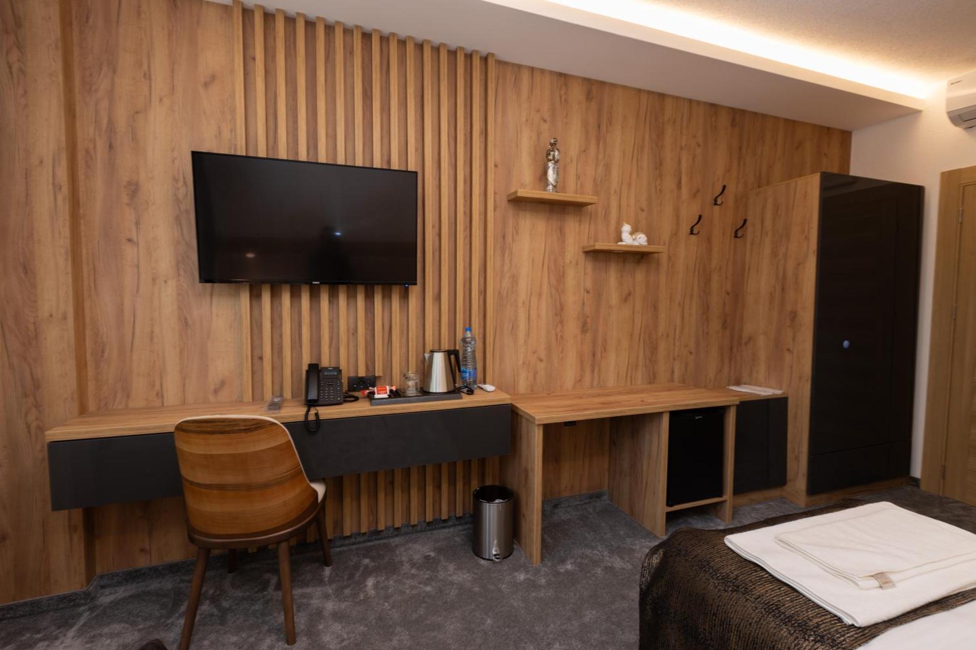 Hotel M Star Novi Pazar Bagian luar foto